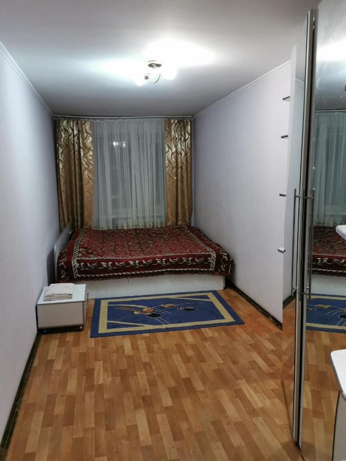 2 комн квартира в центре по Пушкина Костанай Экстерьер фото